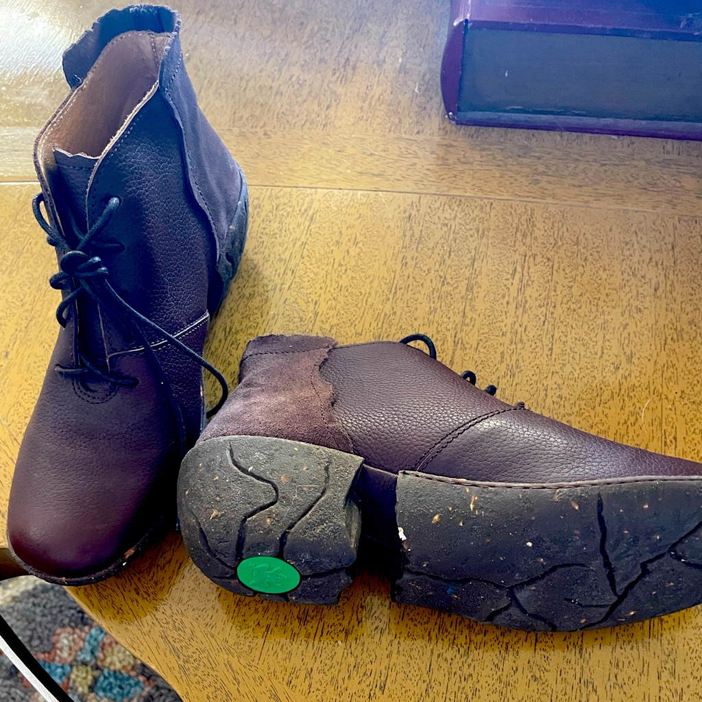 El Naturalista Leather And Suede Bootie.